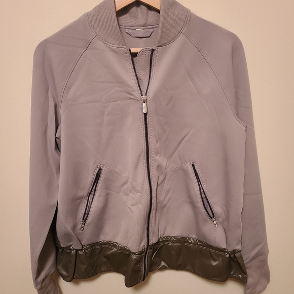 Lululemon Swept Along Jacket - Picture 2 of 5